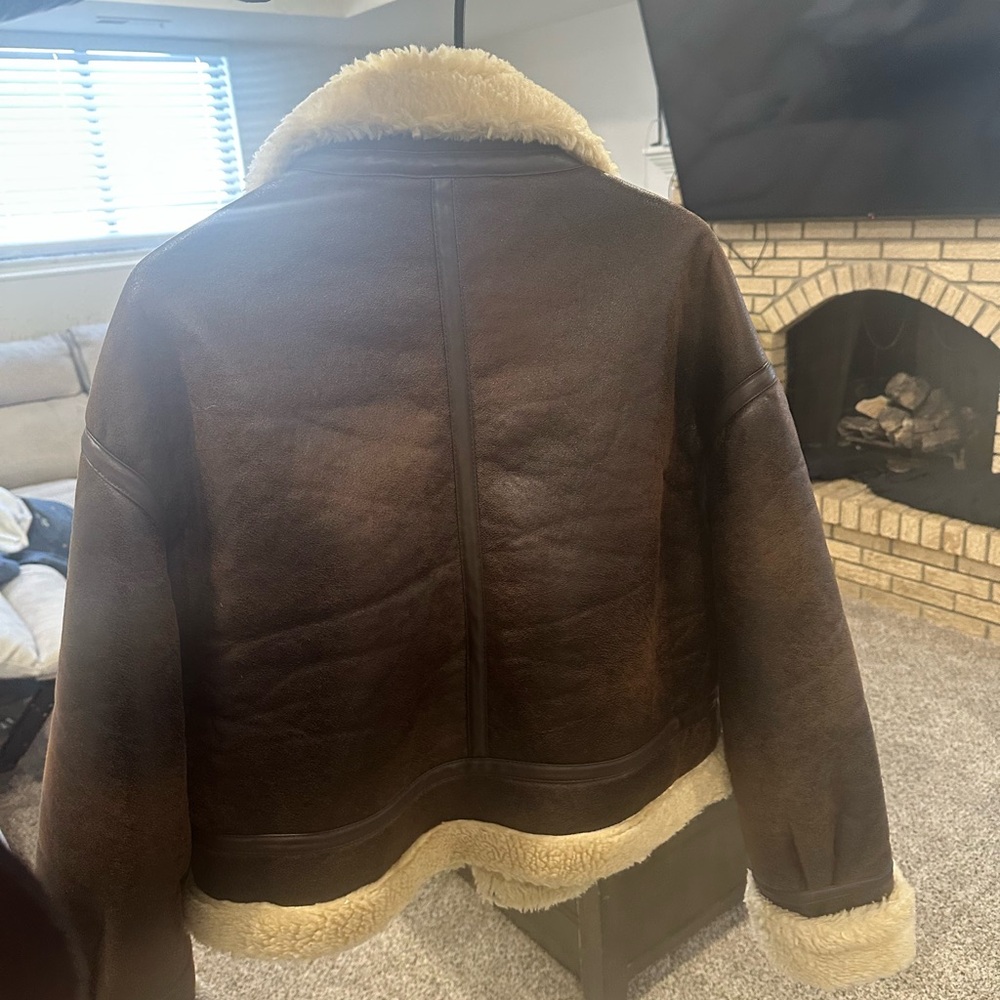 Zara Brown Leather Jacket with Cream Accents - Picture 5 of 7